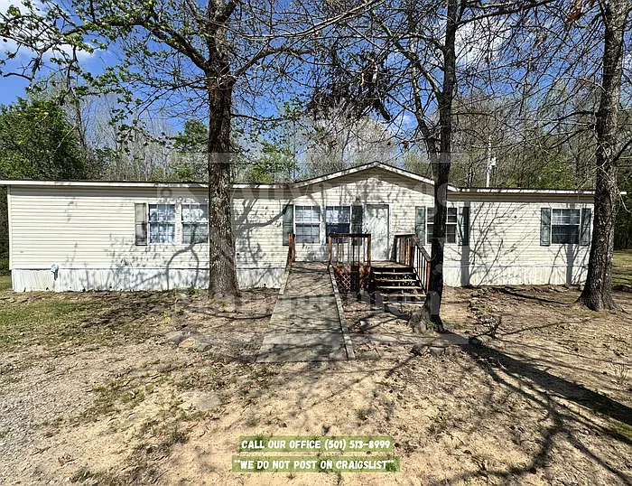 204 Burgess Ln