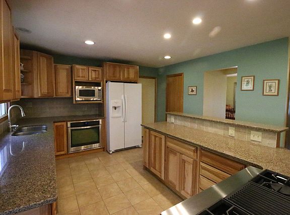 4th image of 2471 Brafferton Ave
