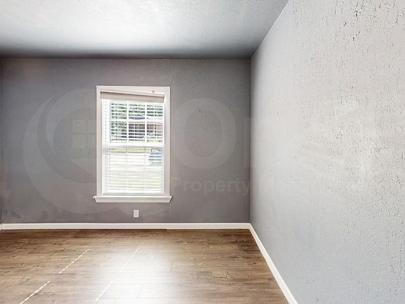 4th image of 205 NE 22nd St