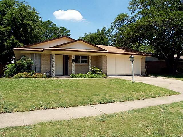 1st image of 611 Calder Ave