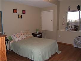 5th image of 301 Harbour Town Dr APT 218
