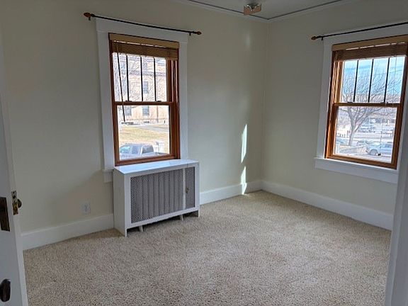 5th image of 303 S Brooks St APT 4