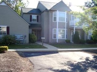 995H Canyon View Rd, Northfield, OH 44067