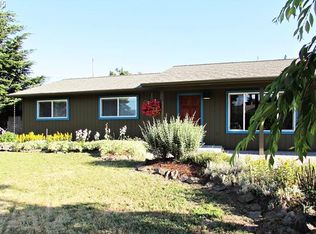 1705 B St, Hood River, OR 97031