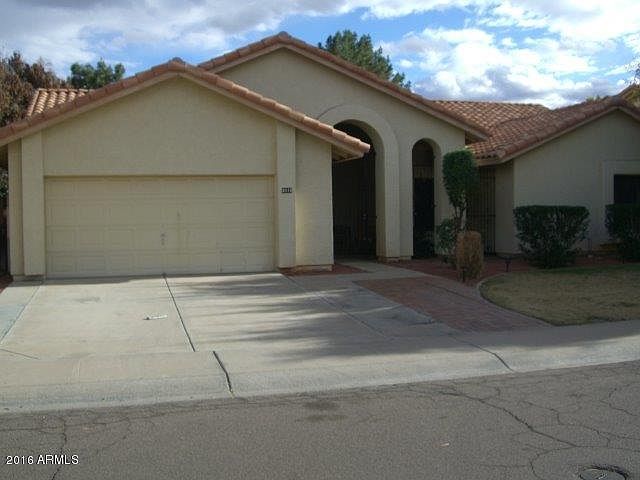 1st image of 3813 N Wintergreen Way