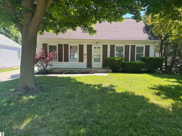 1019 S Fancher St, Mount Pleasant, MI 48858