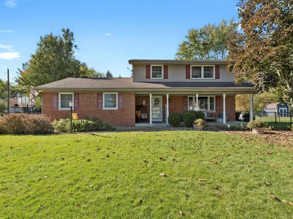 55215 Caldwell Dr, Osceola, IN 46561