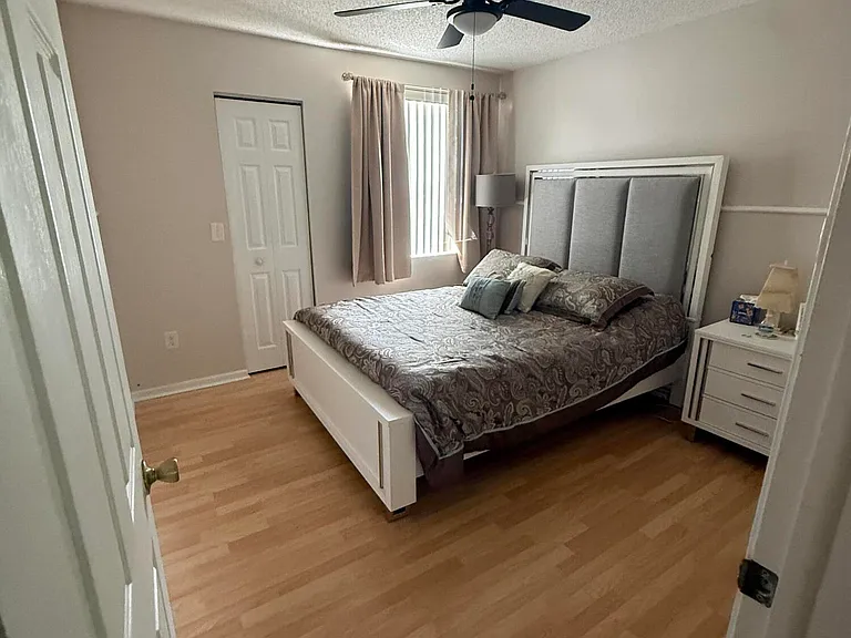 5813 Eagle Cay Ln — Photo 8