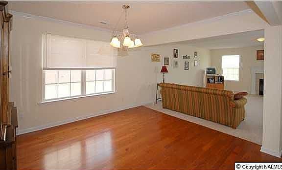 5th image of 4816 Creston Ct SE