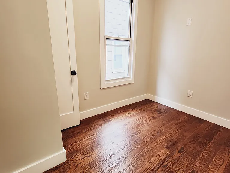 112 Duncan Ave #1C — Photo 10