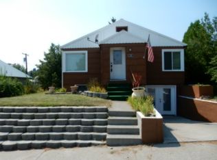 216 S Cedar St, Omak, WA 98841