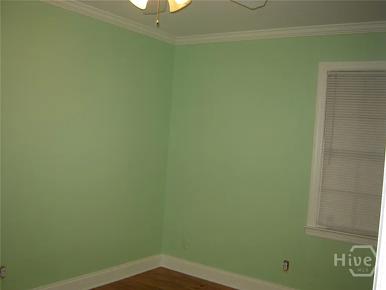 633 Valleybrook Rd — Photo 11