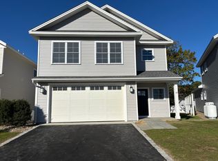 17 Fieldstone Ct #17, Bethel, CT 06801