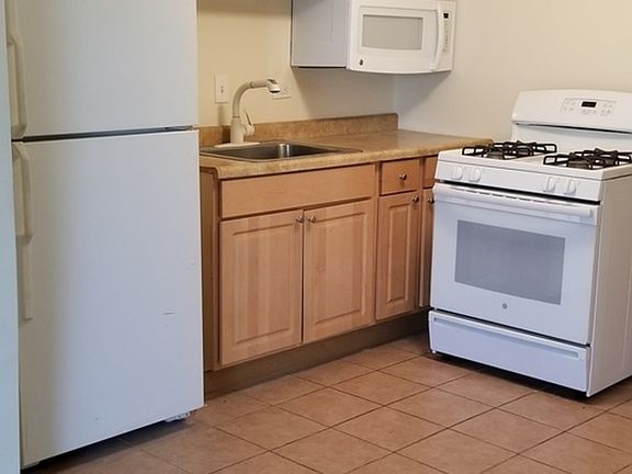 4th image of 9958 Holly Ln APT Ge