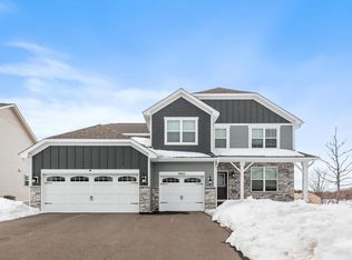 3955 Alvarado Ln N, Plymouth, MN 55446