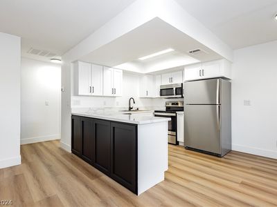 4300 N Lamont St APT 216, Sunrise Manor Town, NV, 89115