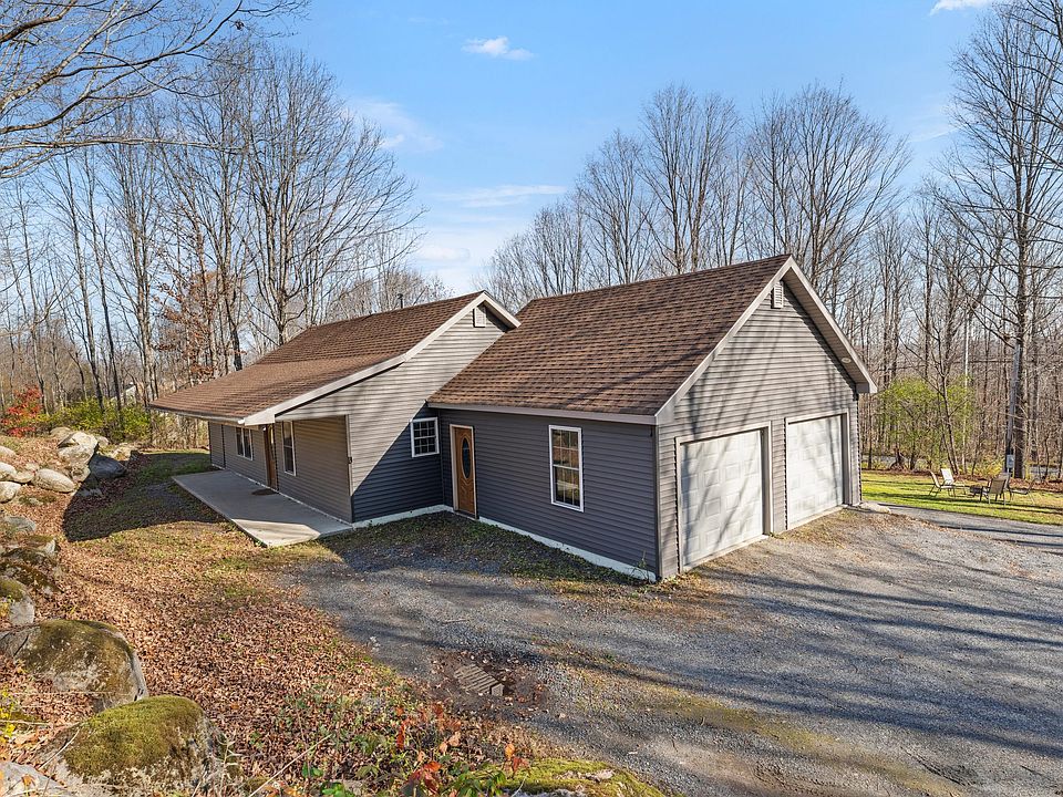 1st image of 3308 Middle Road