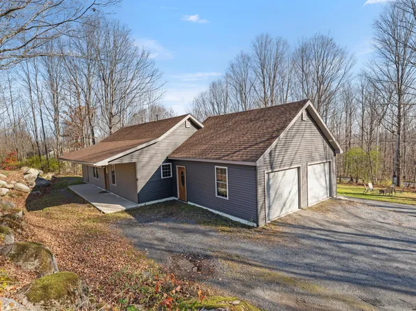 3308 Middle Road, Sidney, ME 04330