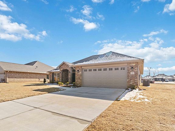 3rd image of 225 Dawsons Cove Dr