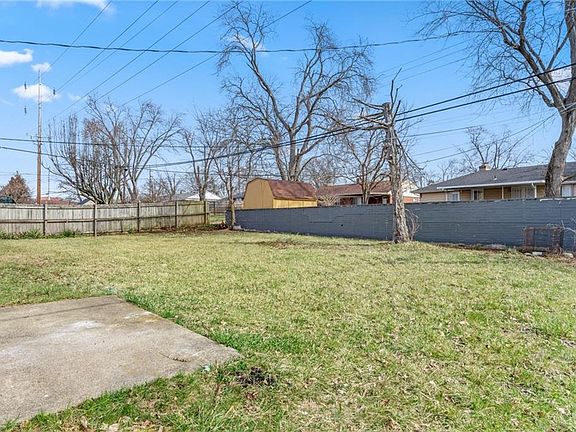 3rd image of 2720 Churchland Ave