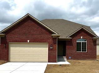 54697 Darby St, Chesterfield, MI