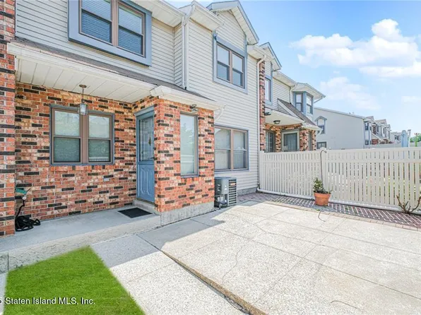 252 Ashworth Ave #A, Staten Island, NY 10314