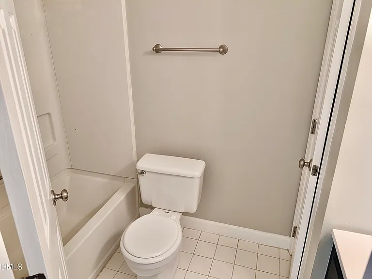 2849 Bedfordshire Ct — Photo 11