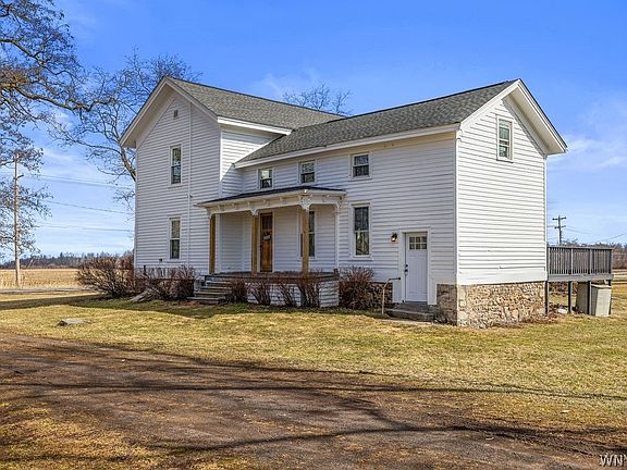 3rd image of 2278 Balmer Rd