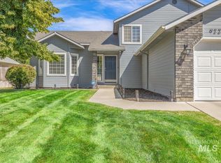 922 E Moose St, Meridian, ID 83646