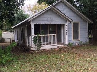 109 Church Ave, Prairie Lea, TX 78661