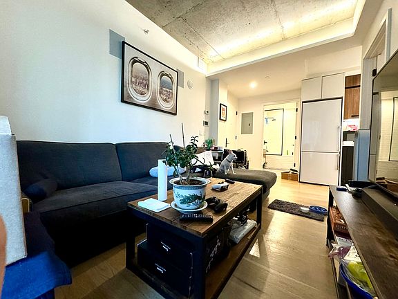 2nd image of 131 Manhattan Ave #4B