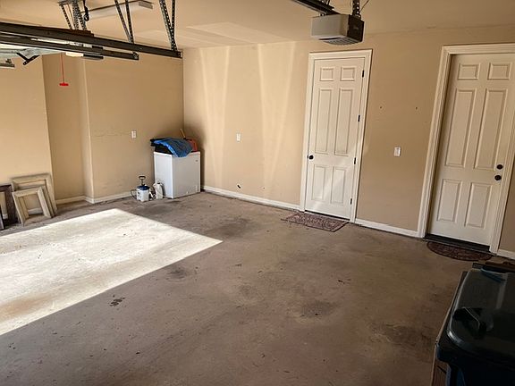 3rd image of 2128 Portwood Way