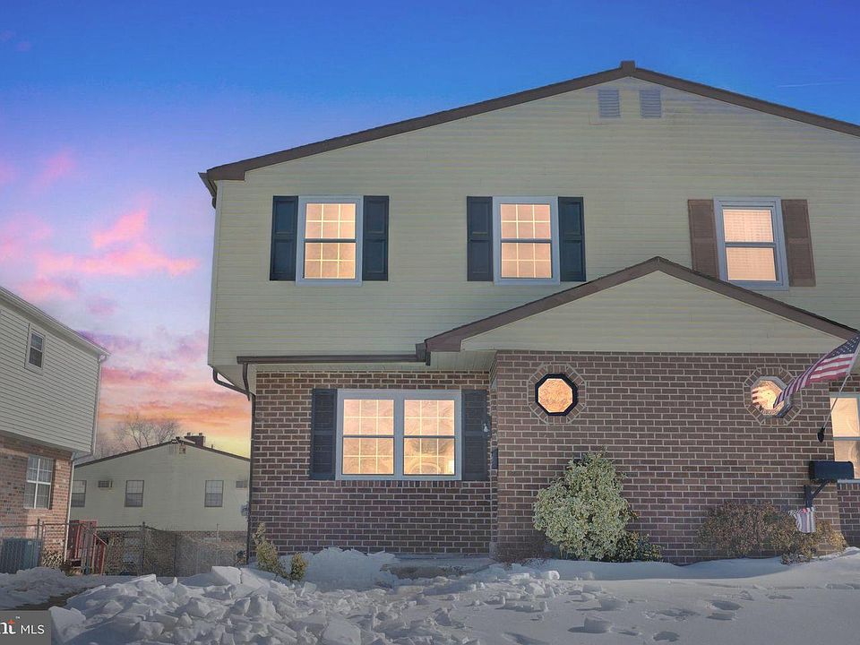 1st image of 642 Rively Ave