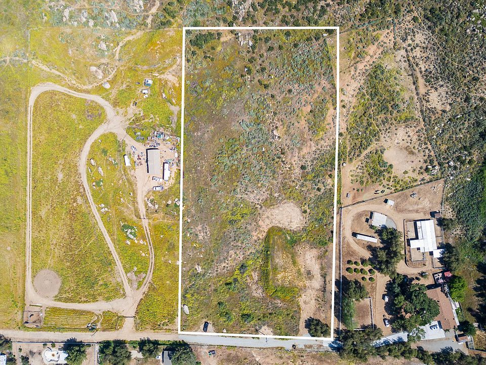 1st image of 22682 Vial Cir