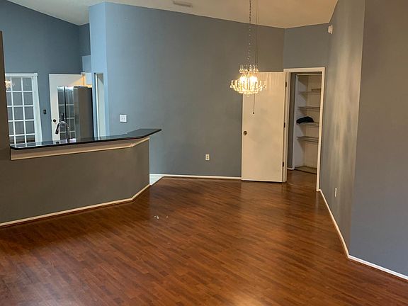 5th image of 8761 Huntfield St
