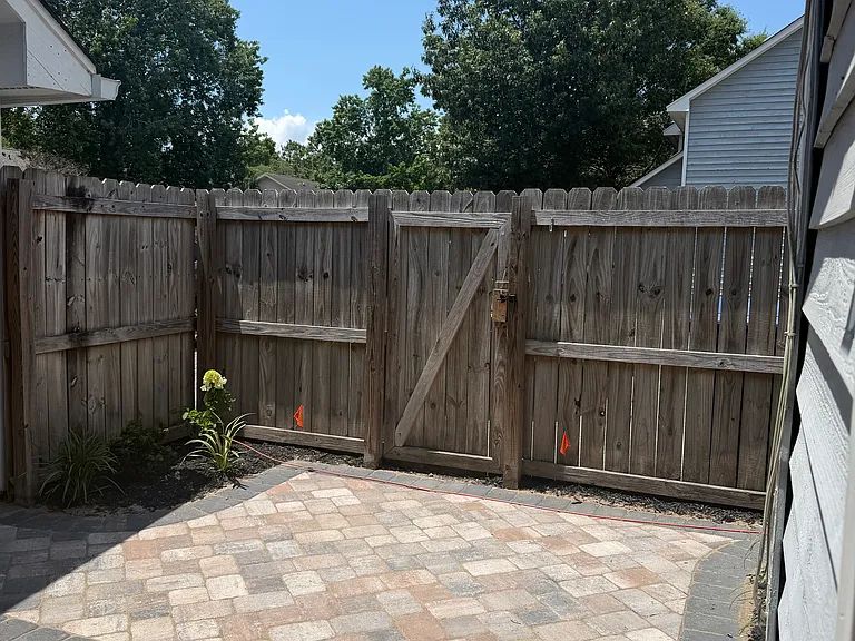 1683 Hunters Run Dr #1683 — Photo 14