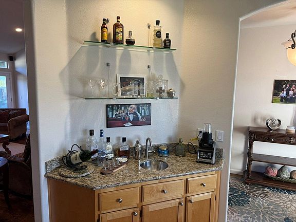 5th image of 1150 Paullus Dr