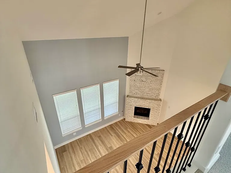 1712 Homestead Way — Photo 21