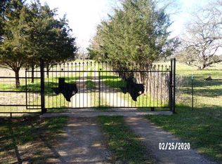 704 Fm 319, Elkhart, TX 75839