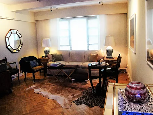 Rented by Luxury Condominium Group LLC | media 14