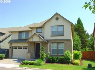 242 NE Greenridge Pl, Hillsboro, OR 97124