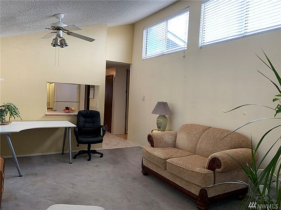 4th image of 3430 I St NE #301