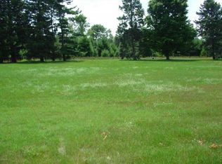 2674 Austin Trl, Saint Joseph, MI