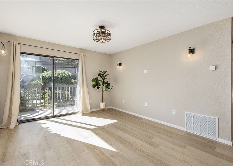 1st image of 1265 Kendall Dr APT 1411