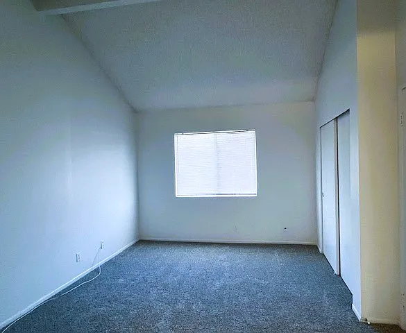 20321 Rue Crevier #550 — Photo 10