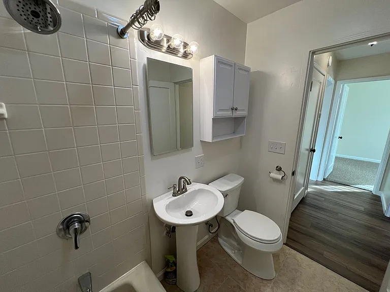 102 Village Rd — Photo 16