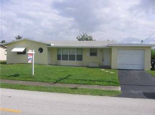 1749 NW 39th St, Oakland Park, FL 33309