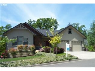 2716 Brackenfern Rd, Eugene, OR 97403