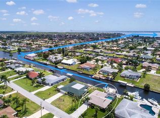2831 SE 18th Ct, Cape Coral, FL 33904