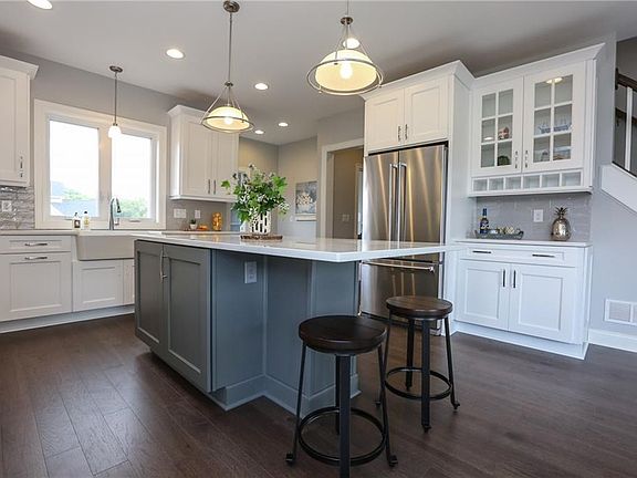3rd image of 7167 Piper Meadows Dr
